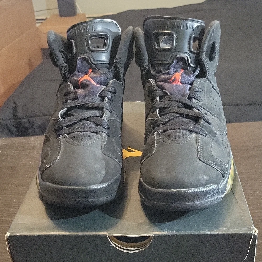 Air Jordan 6 Retro (GS) 